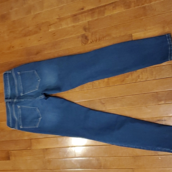 Harper Skinny "Ripped" - Picture 7 of 14